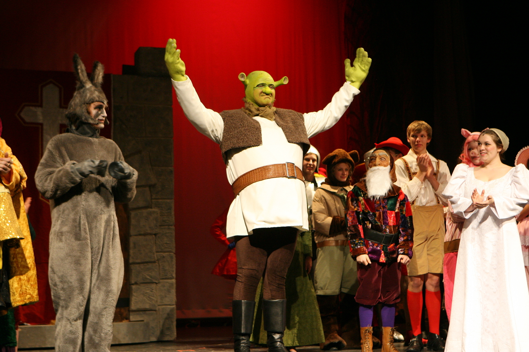 Jamie as Shrek in December 2014.